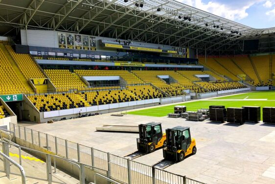 Arena Panels - Bodenschutz für Rasen im Stadion